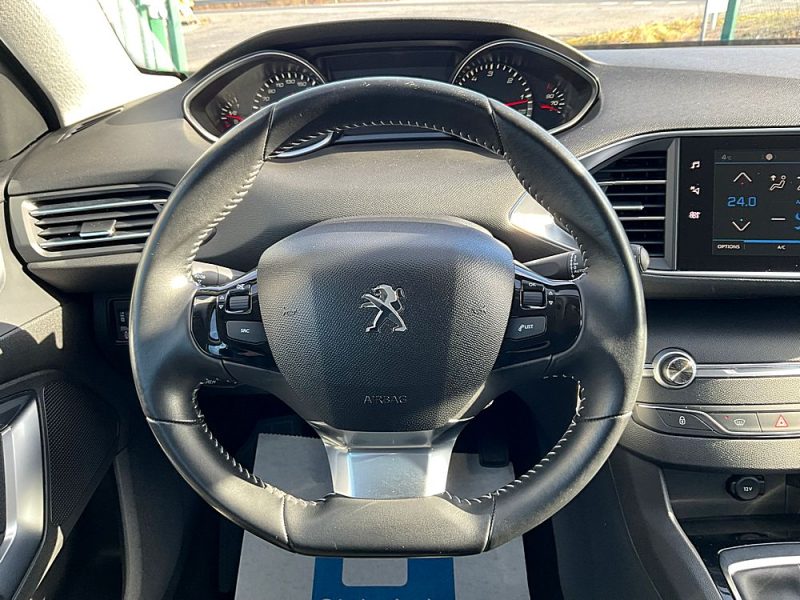 PEUGEOT 308 2018