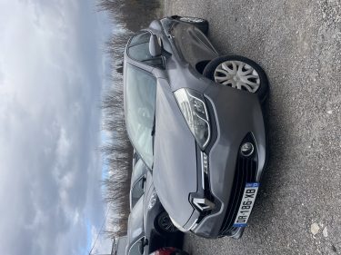 RENAULT CLIO 4 0.9i TCE 90 TREND 2015