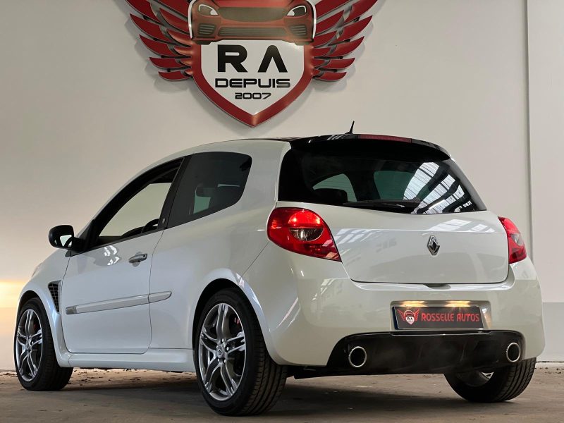 RENAULT CLIO III RS 2.0 16V Sport 201Ch