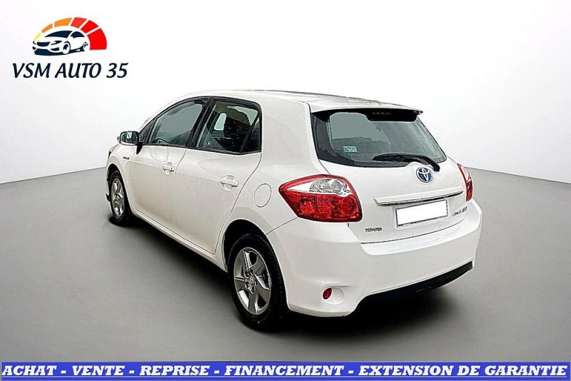 TOYOTA AURIS I phase 2 1.8i 16v HYBRID HSD 136h Dynamic 5P BVA