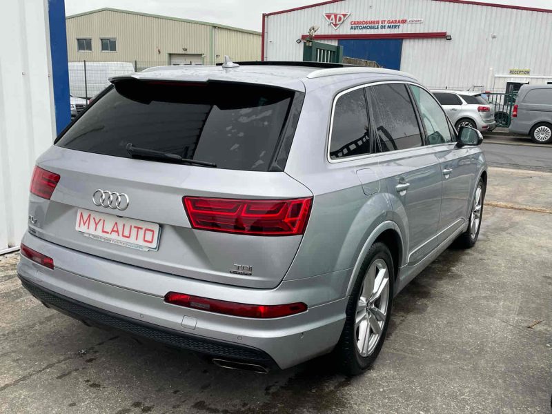 AUDI Q7 2015 S-LINE