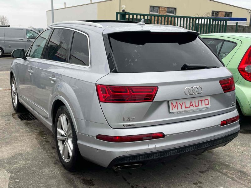 AUDI Q7 2015 S-LINE