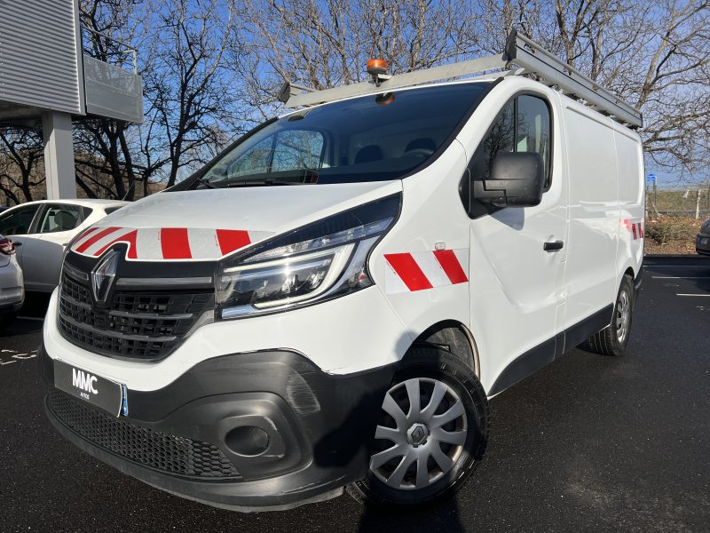 RENAULT TRAFIC 2020