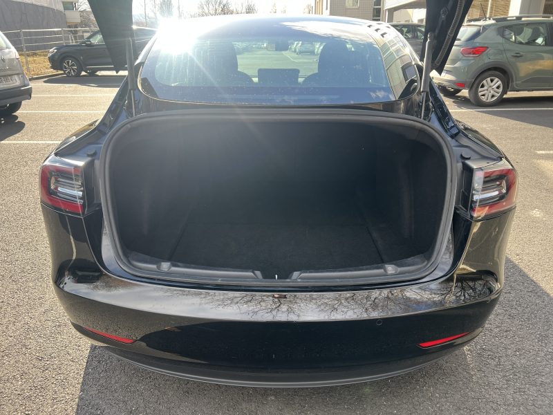 TESLA MODEL 3 2019