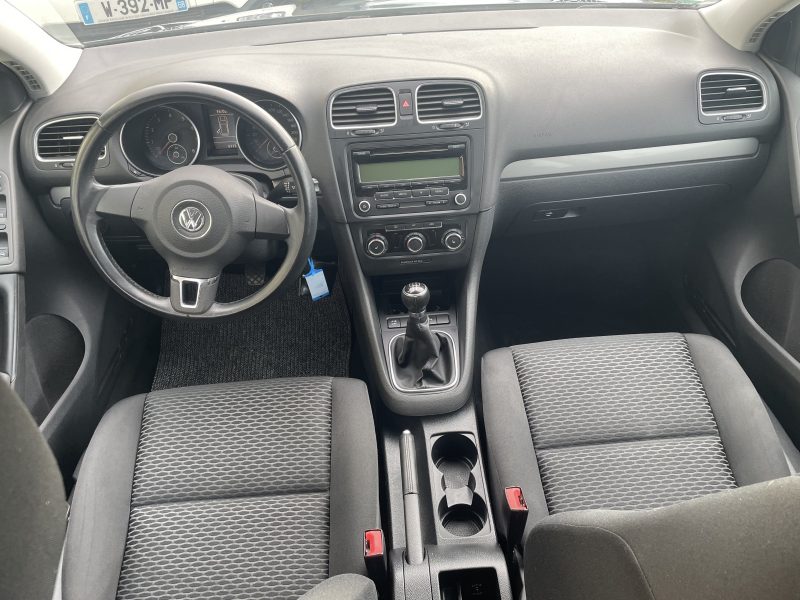 VOLKSWAGEN GOLF 2010