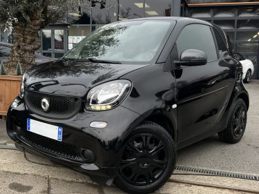 SMART FORTWO III 1.0 71 BOITE AUTOMATIQUE 15 300 Kms BLUETOOTH REGULATEUR CRIT AIR 1 Garantie 1 an