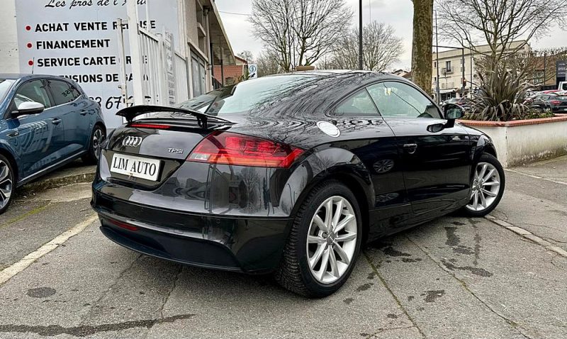 AUDI AUDI TT 2010