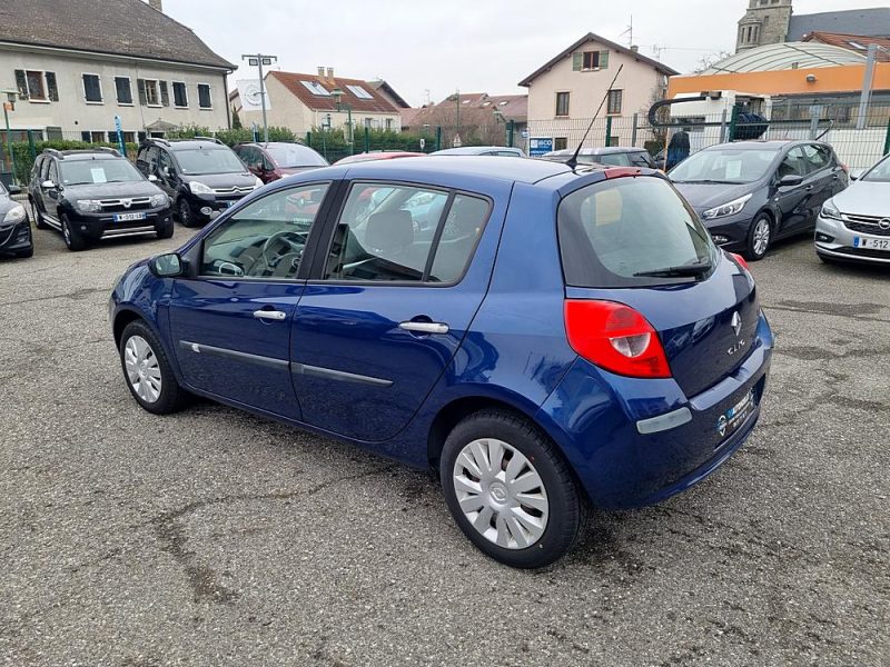 RENAULT CLIO III 1.6 16V 88 CV