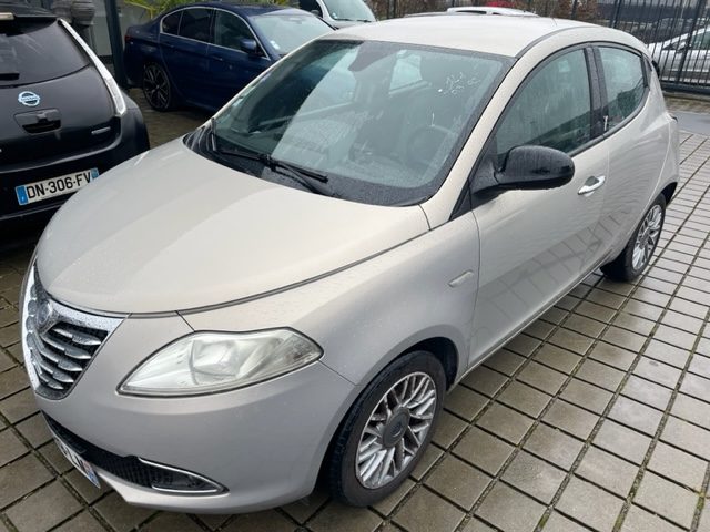 LANCIA YPSILON 2011 0.9i - 8V TURBO TWINAIR