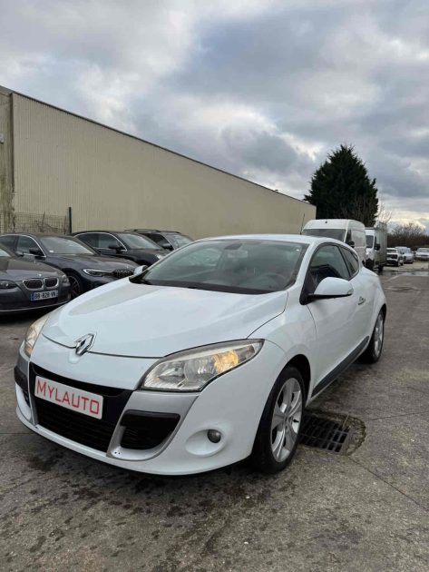 RENAULT MEGANE COUPE 2010 1.5 dci 90ch