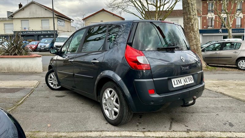 RENAULT SCENIC II 2009