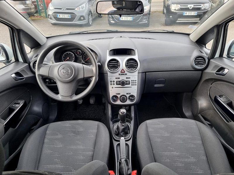 OPEL CORSA IV 2014