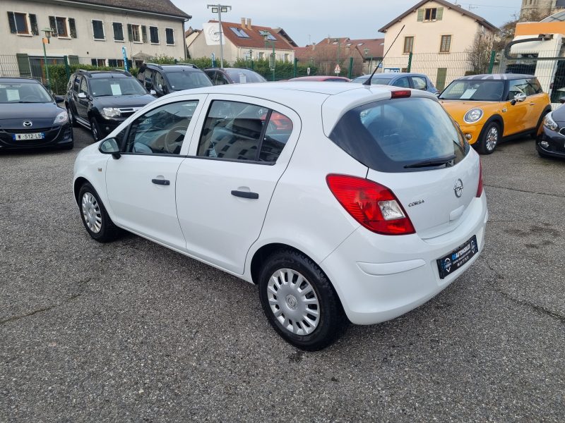 OPEL CORSA IV 2014