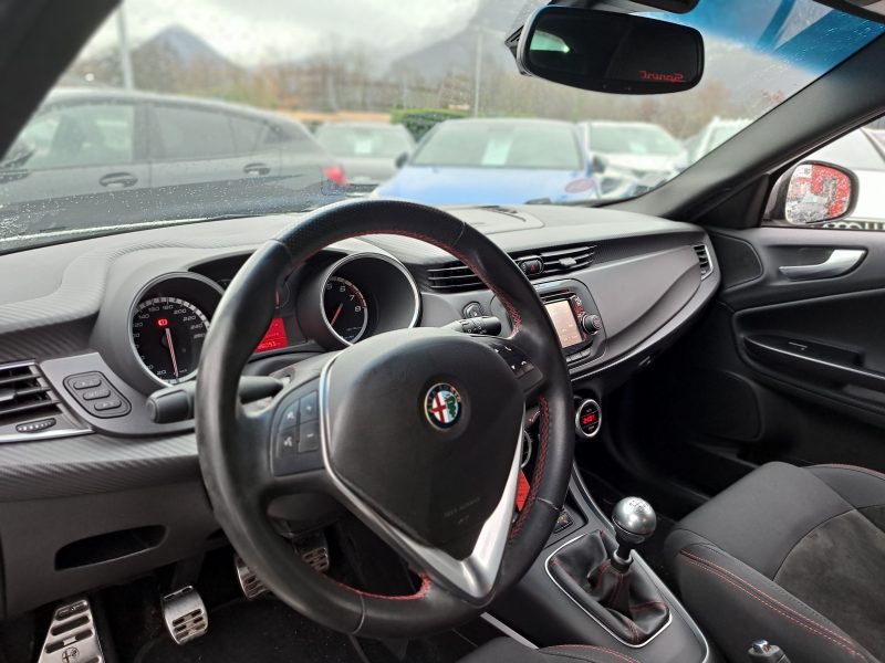 ALFA ROMEO GIULIETTA 2015