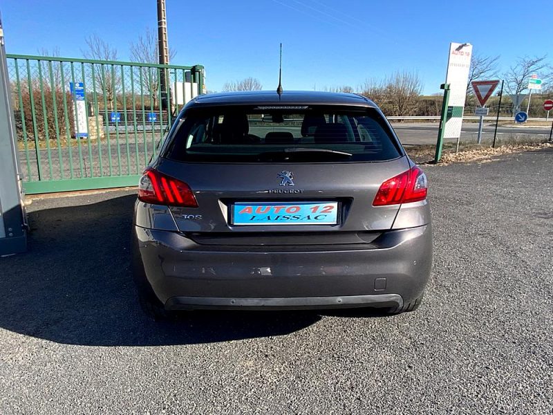 PEUGEOT 308 2020