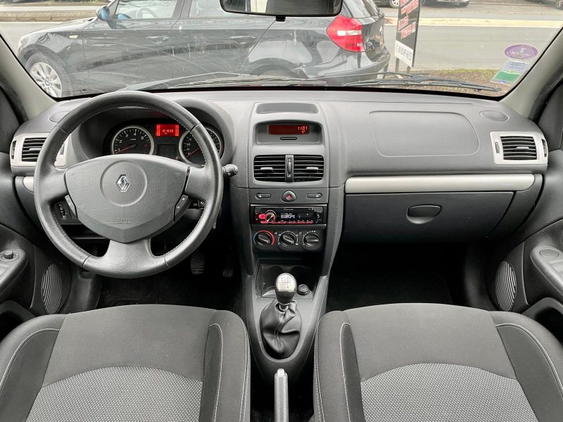 RENAULT CLIO 2012