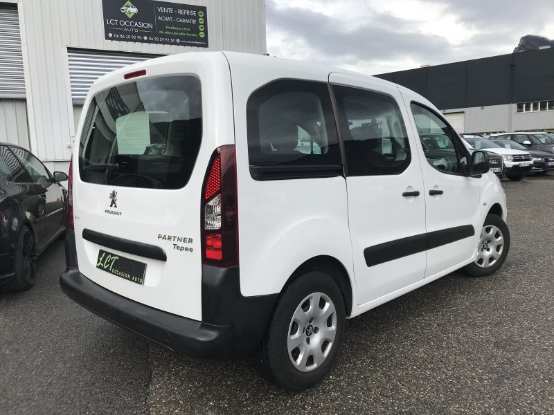 PEUGEOT PARTNER TEEPEE II ph3 - 1.6 HDi 100cv Active BVM5 FAP - GARANTIE 6 MOIS