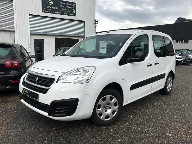 PEUGEOT PARTNER TEEPEE II ph3 - 1.6 HDi 100cv Active BVM5 FAP - GARANTIE 6 MOIS