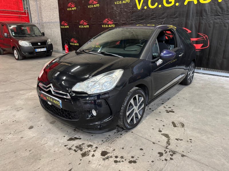 CITROEN DS3  1.2 VTi 82 So Chic 