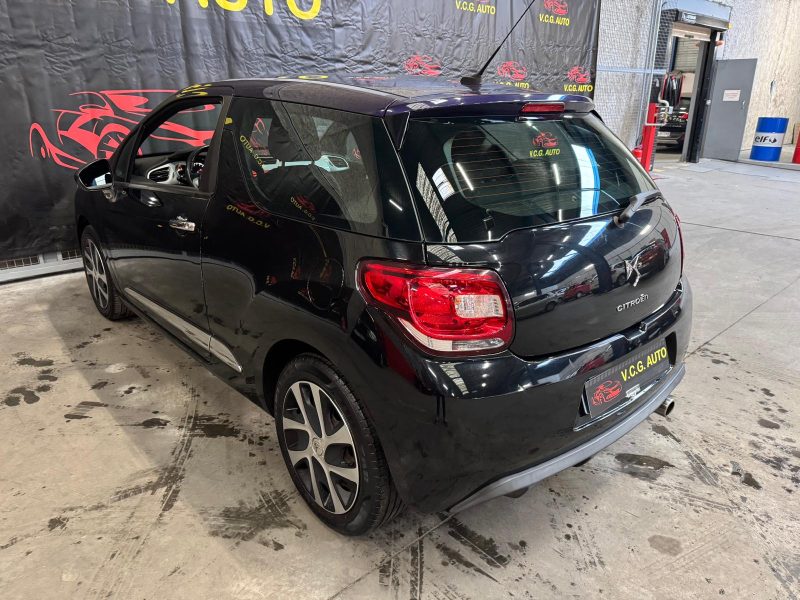 CITROEN DS3  1.2 VTi 82 So Chic 