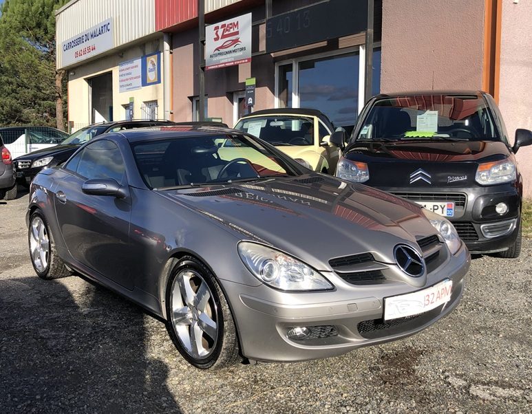 MERCEDES SLK 280 2006 faible kilométrage garantie 12 mois 