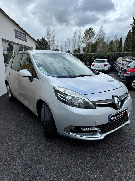 RENAULT  SCENIC  2014 1.5Dci 110CV / Distribution OK / Révisé 