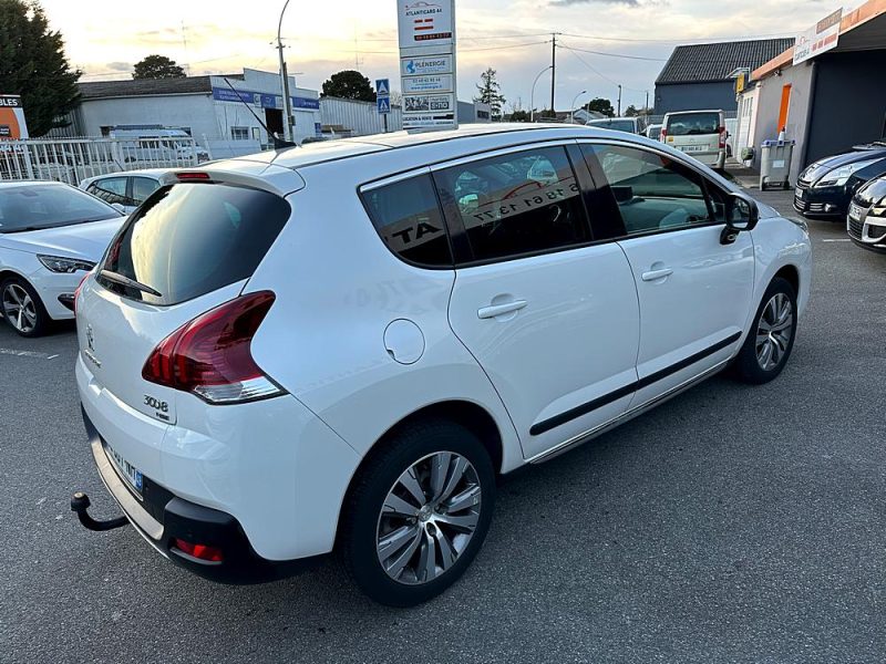 PEUGEOT 3008 2014