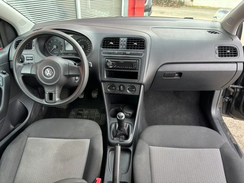 VOLKSWAGEN POLO 2011