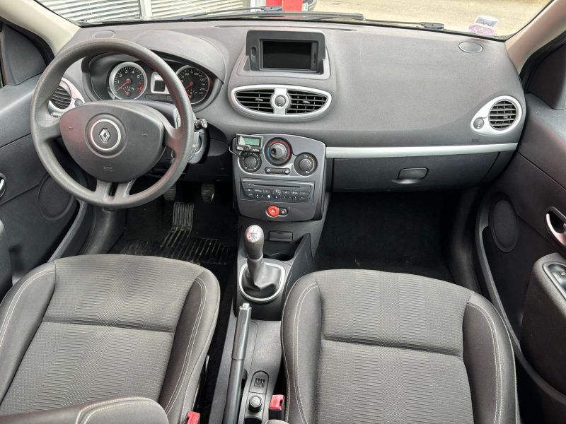 RENAULT CLIO 2012