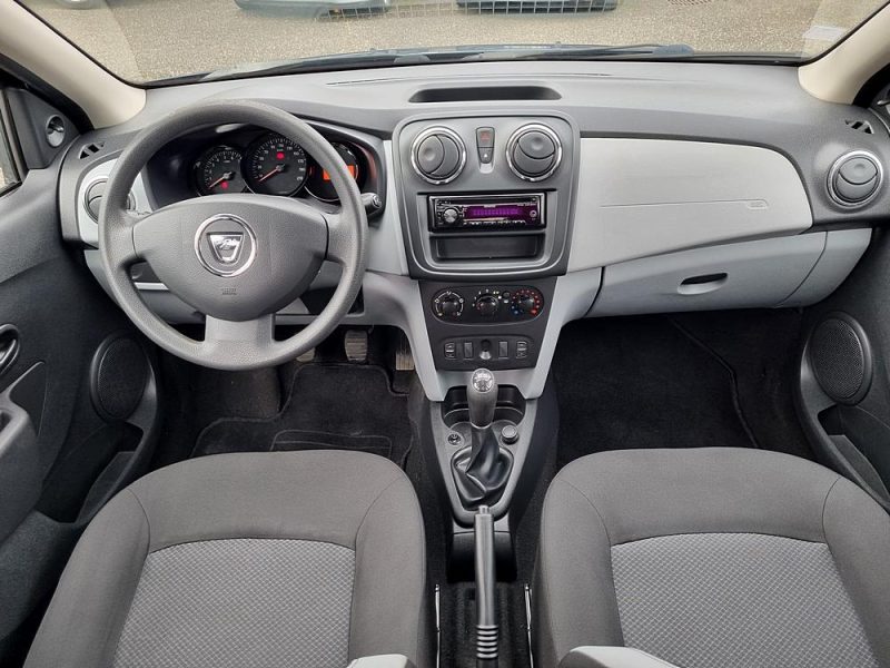 DACIA SANDERO 2013