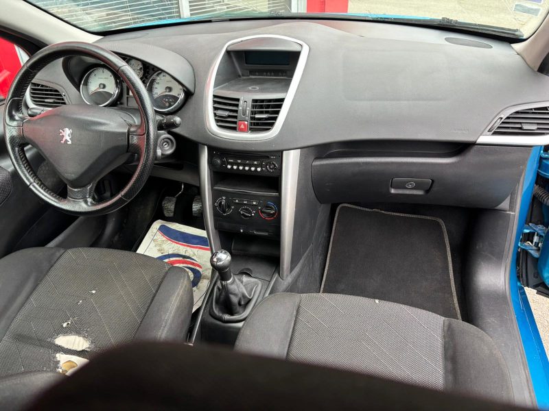 PEUGEOT 207 2006