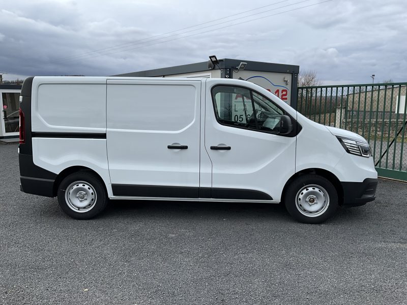 RENAULT  TRAFIC  undefined