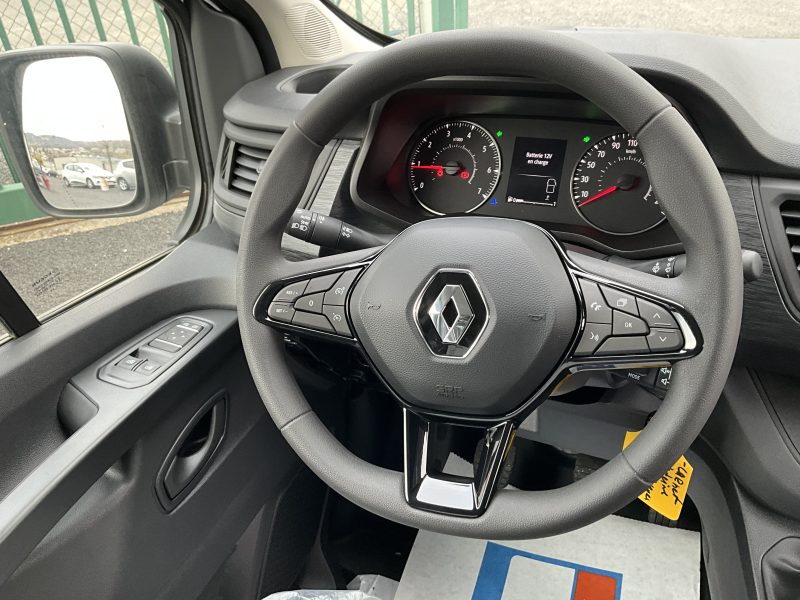 RENAULT  TRAFIC  undefined