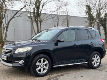 TOYOTA RAV4 2011