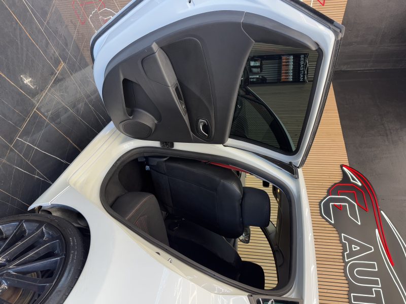 RENAULT CLIO 2018