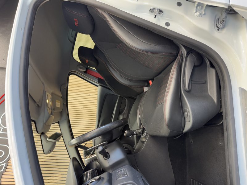 RENAULT CLIO 2018