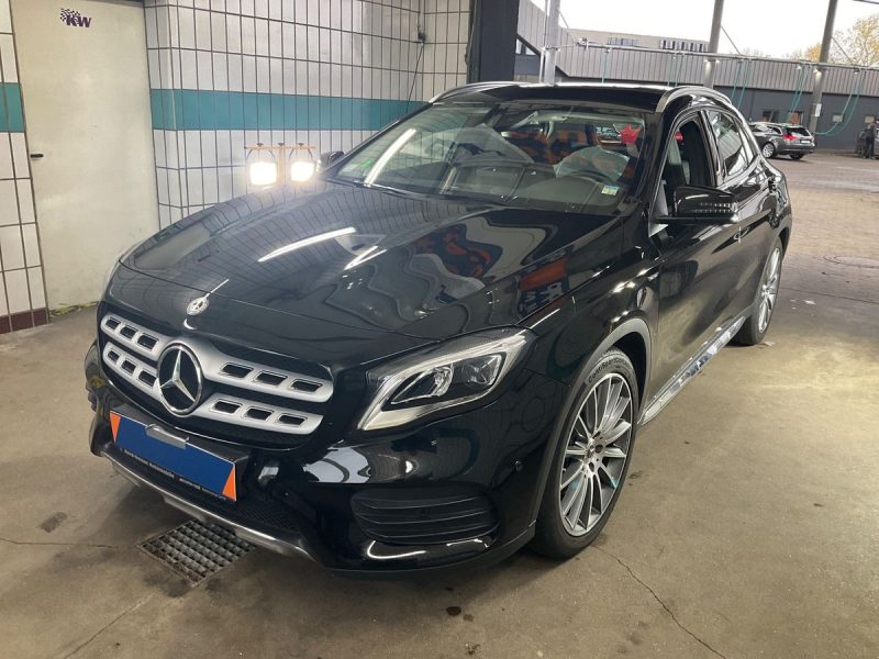 Mercedes-Benz GLA 250 4MATIC URBAN STYLE EDITION