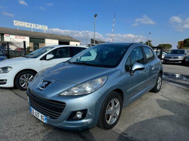 PEUGEOT 207 2010