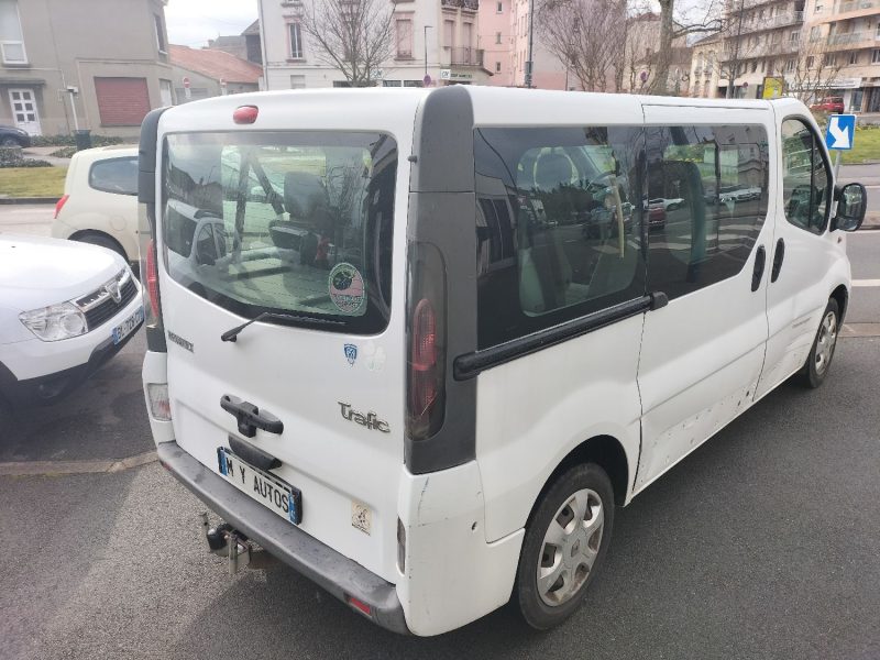 RENAULT TRAFIC 1.9 DCI 100CV