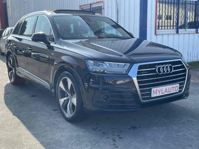 AUDI Q7 3.0 TDI S-LINE 7 PLACES