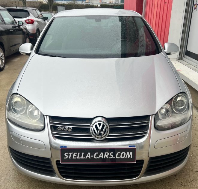 VOLKSWAGEN GOLF R32 2008