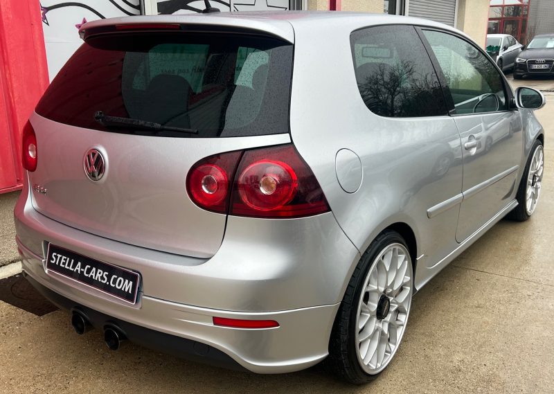 VOLKSWAGEN GOLF R32 2008