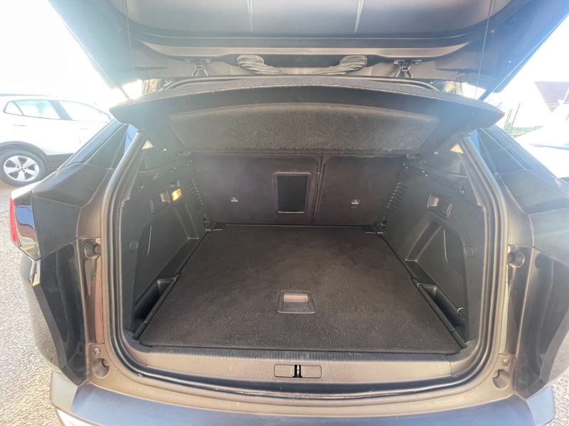 PEUGEOT 3008 1.5 HDI 130CV BOITE AUTO 2018