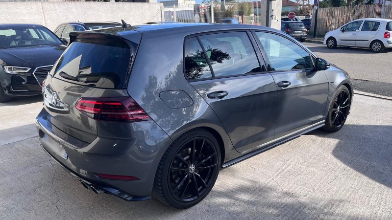 VOLKSWAGEN GOLF 2019