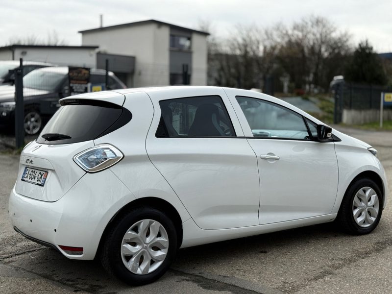 RENAULT ZOE 2016