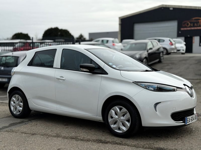 RENAULT ZOE 2016