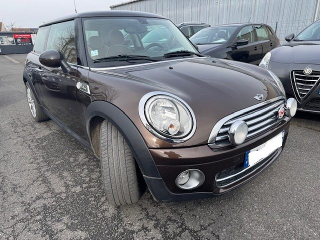 MINI  MINI COOPER  2010