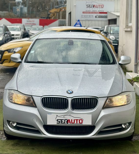 B.M.W. SERIE 3 2012