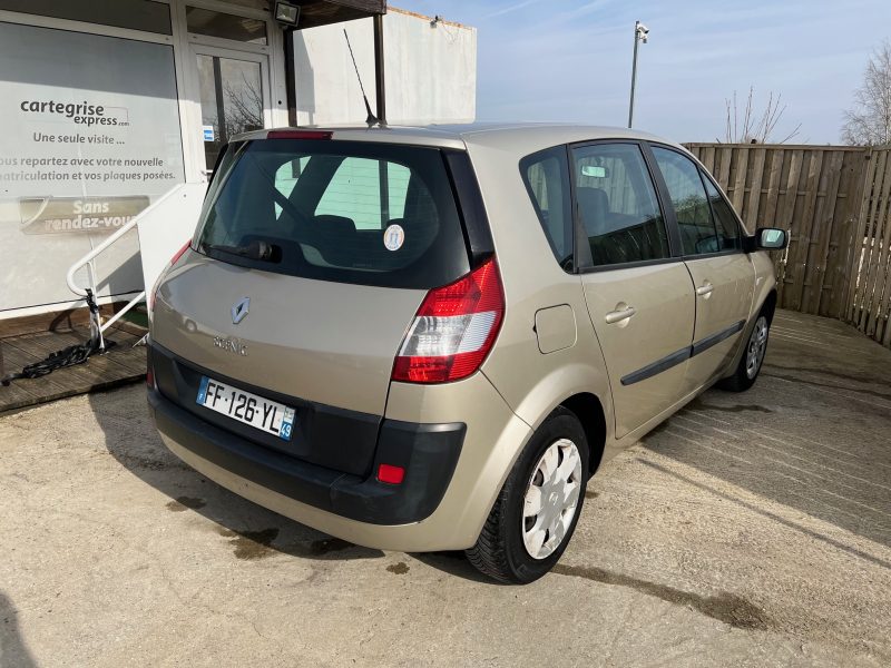 RENAULT MEGANE SCENIC 1.6i - 16V Clim/Régulateur