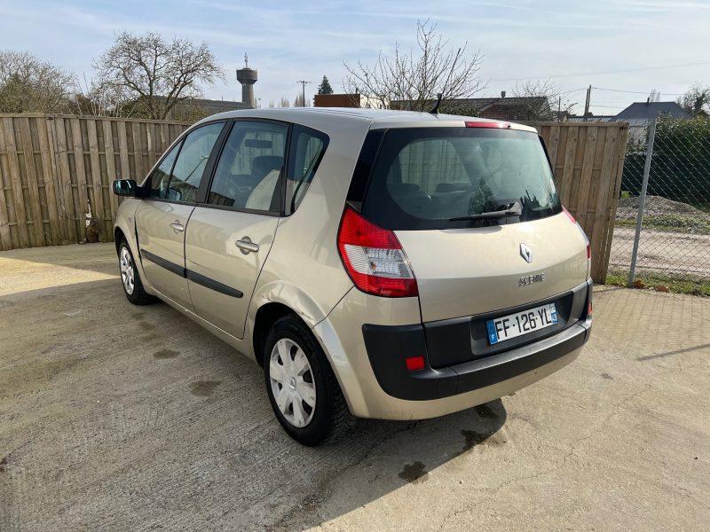 RENAULT MEGANE SCENIC 1.6i - 16V Clim/Régulateur